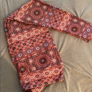 LuLaRoe Leggings Tall and Curvy